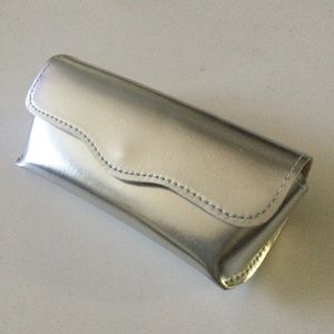 REBECCA MINKOFF SILVER SUNGLASSES CASE WITH CLEANING CLOTH